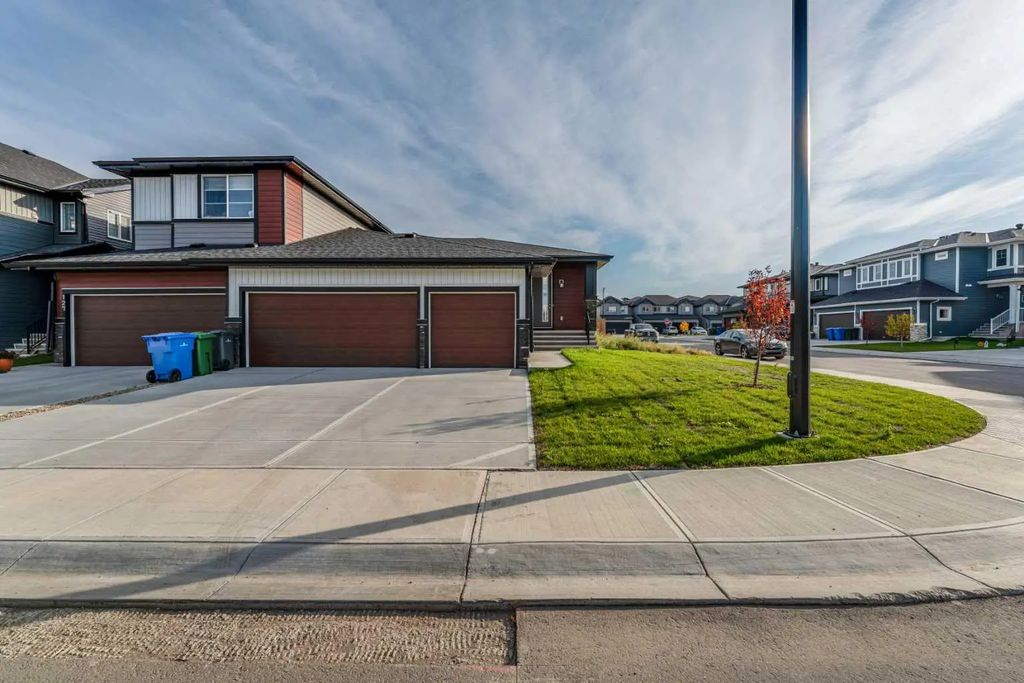 131 Waterford Manor , Chestermere