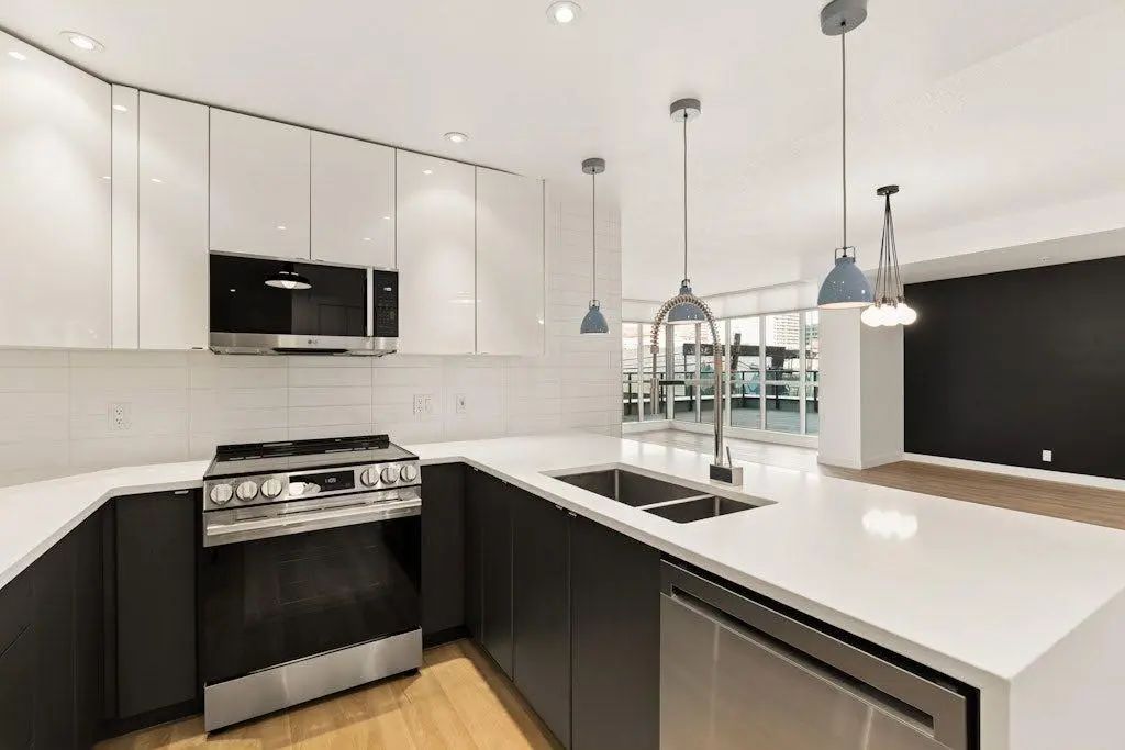 203 788 12 Avenue Sw, Calgary