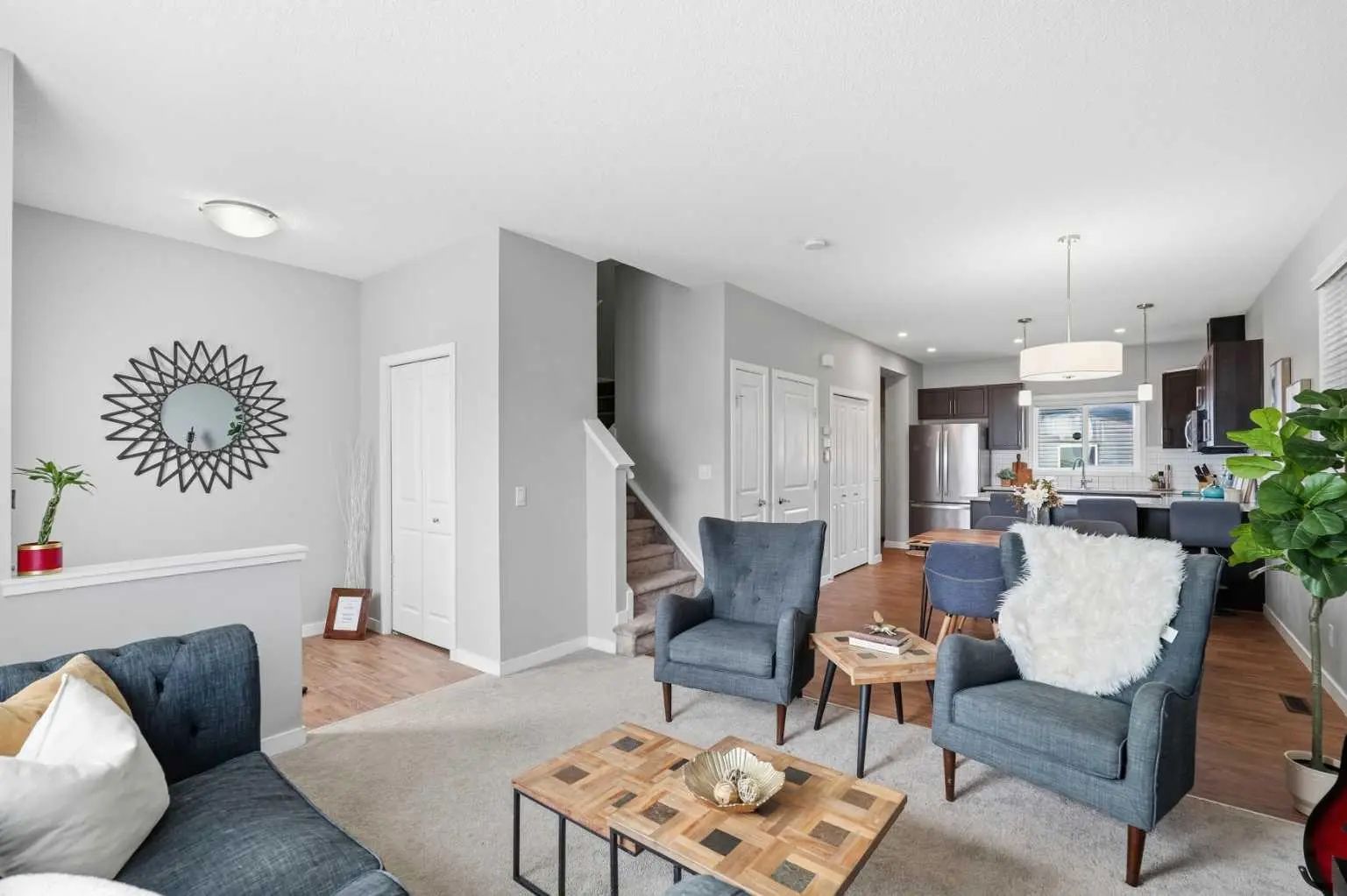 95 Corner Meadows Villas Northeast, Calgary – Residential Detached Listing Photo 3