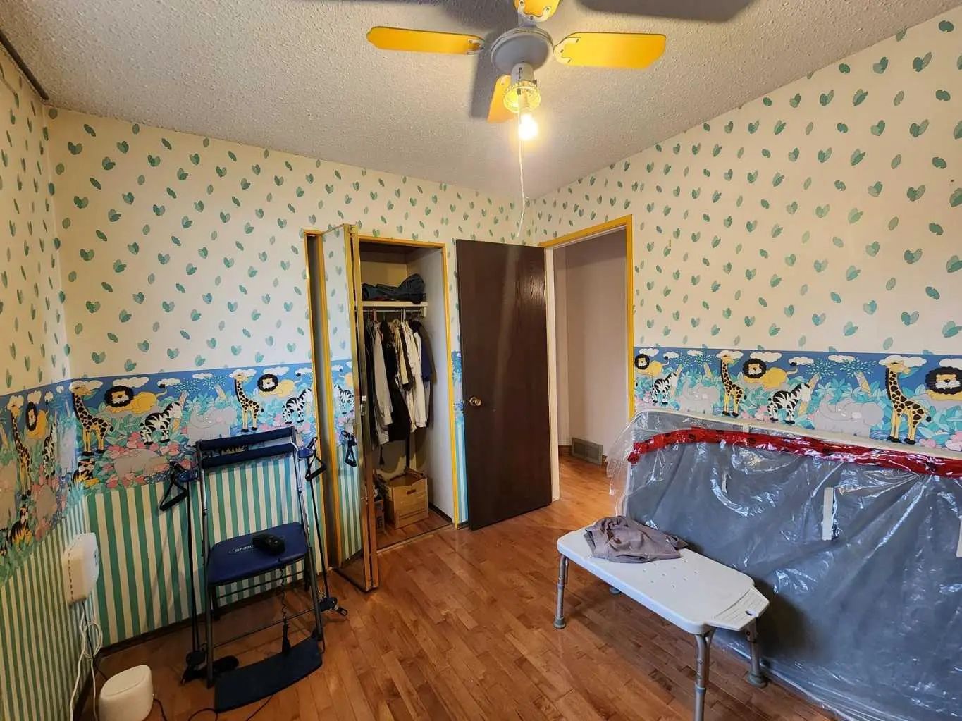 8329 Centre Street Northwest, Calgary – Residential Semi Detached (Half Duplex) Listing Photo 13