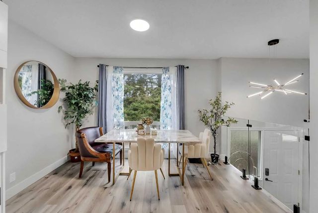 90 7205 4 Street Ne, Calgary
