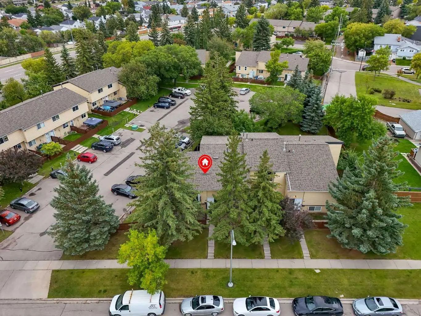90 7205 4 Street Northeast, Calgary – Residential Row/Townhouse Listing Photo 2