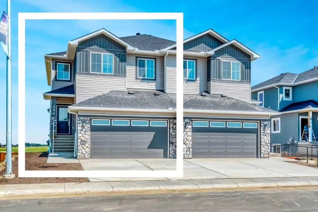 154 Lakewood  , Strathmore