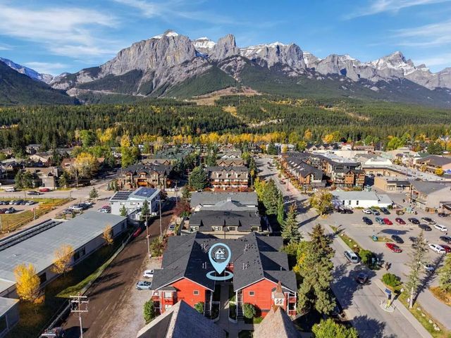 6 717 7 Street Veterans Way , Canmore