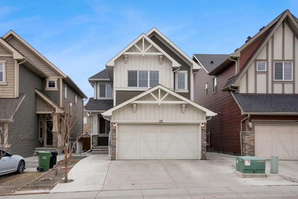 28 Saddlelake Common Ne, Calgary