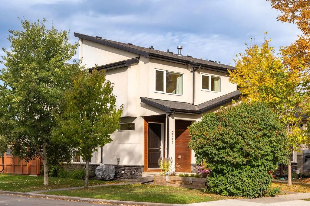 2741 16a Street Se, Calgary