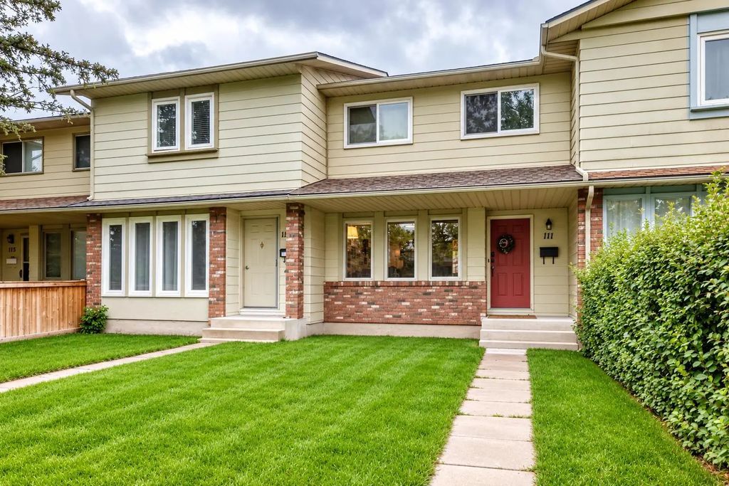111 Midbend Place Se, Calgary