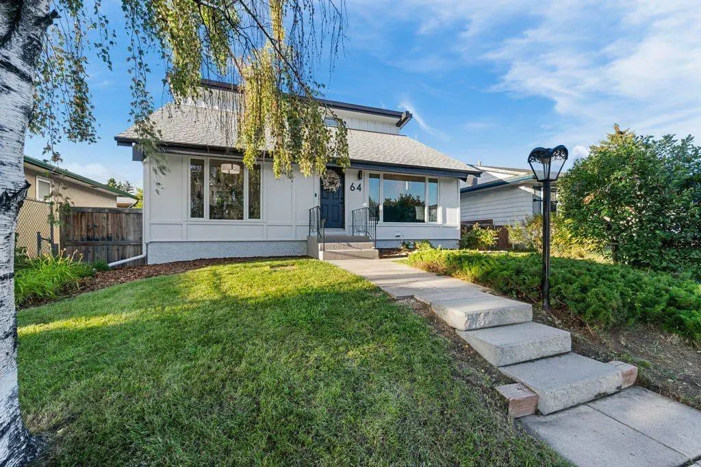 64 Doverview Place Se, Calgary