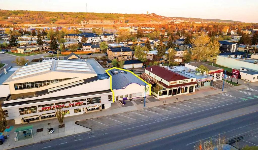 6507-6511 Bowness Road Nw, Calgary