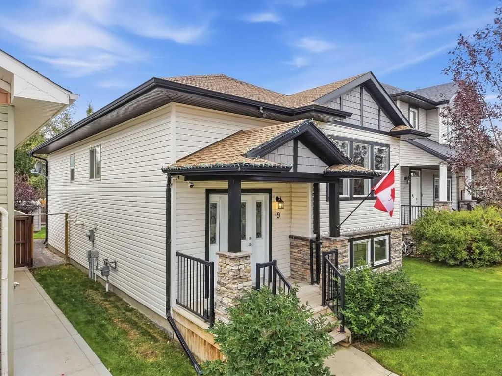 19 Regatta Way , Sylvan Lake