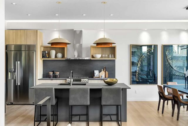 3b Willow Crescent Sw, Calgary