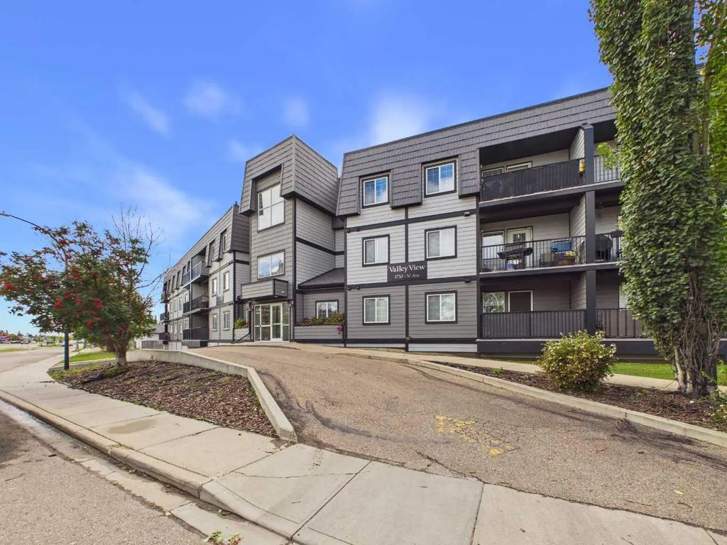 112 3730 50 Avenue , Red Deer