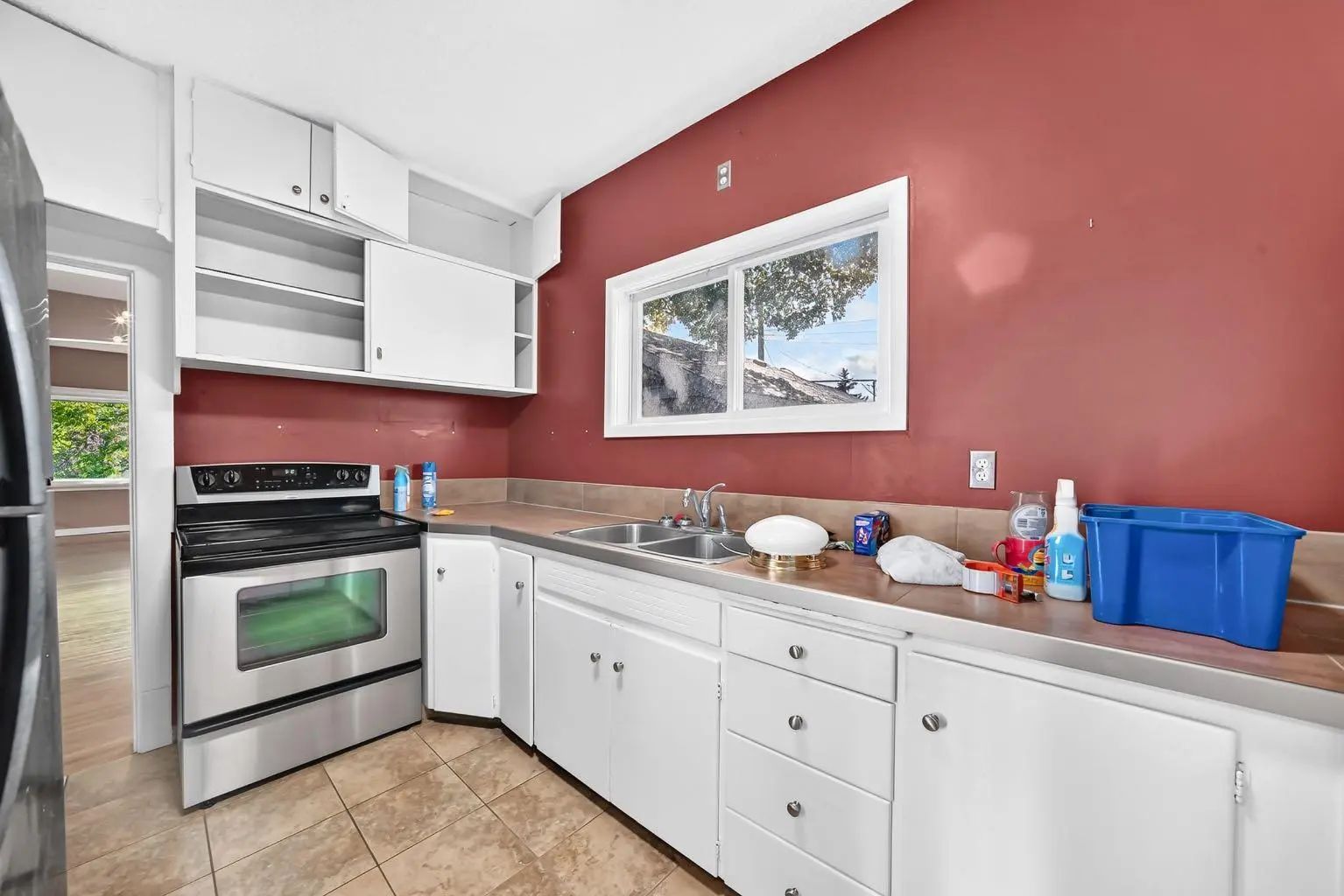 466 22 Avenue Northwest, Calgary – Residential Detached Listing Photo 8
