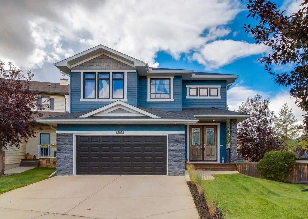 237 Luxstone Green Sw, Airdrie