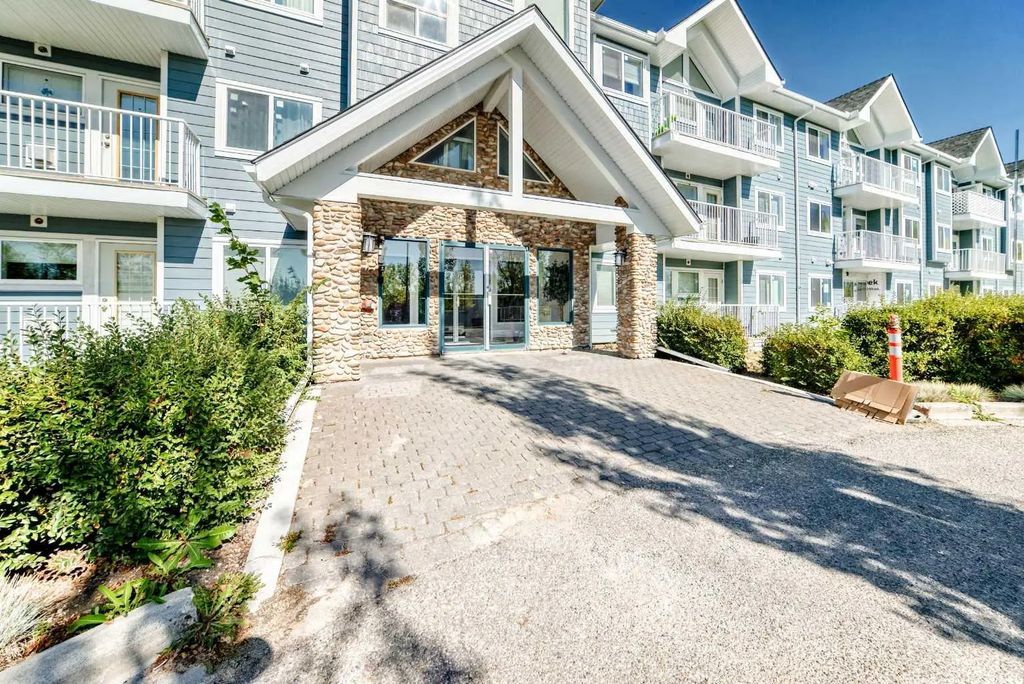 103 7 Harvest Gold Manor Ne, Calgary