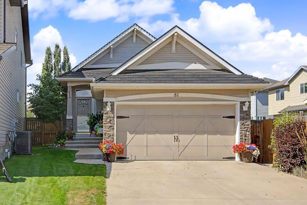81 Brightonstone Grove Se, Calgary