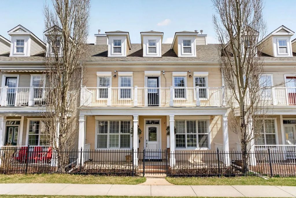 24 Ypres Mews Sw, Calgary