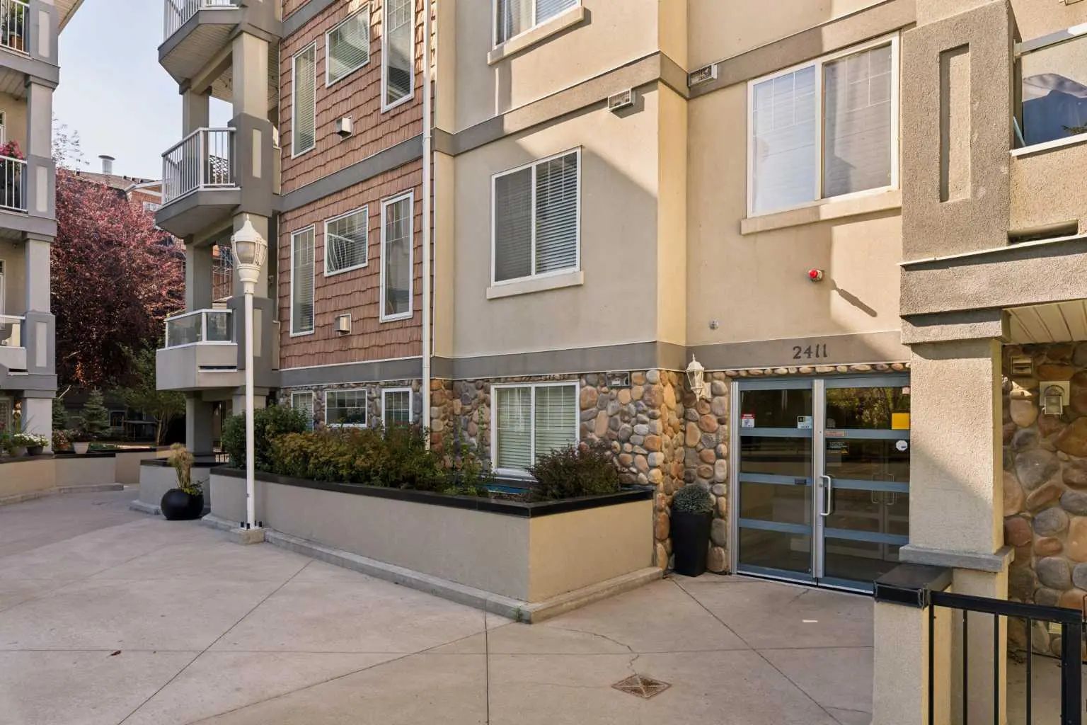 310 2411 Erlton Road Southwest, Calgary – Residential Apartment Listing Photo 2