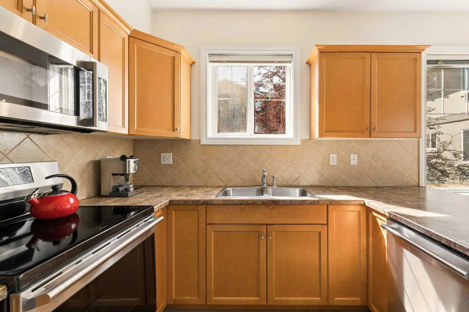 310 2411 Erlton Road Southwest, Calgary – Residential Apartment Listing Photo 6