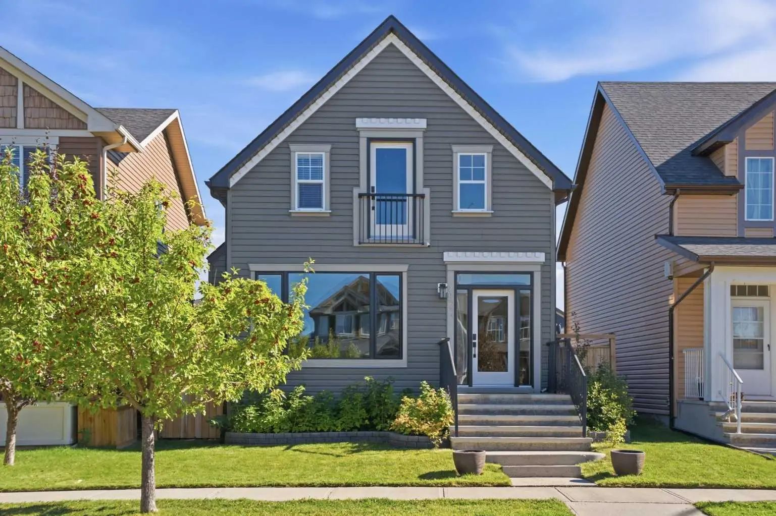 Modern suburban home in Evanston