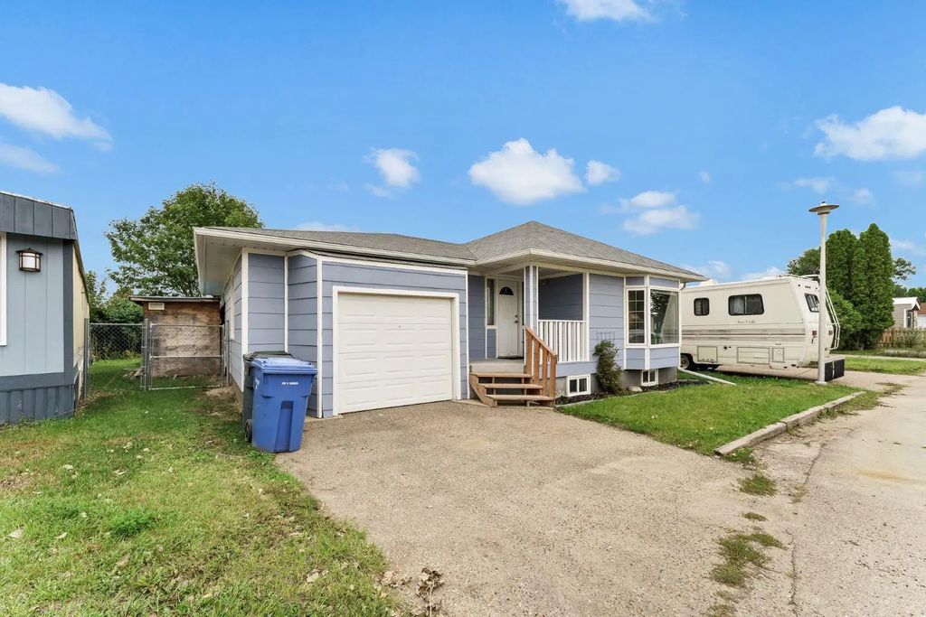 352 Cornell Crescent Sw, Medicine Hat