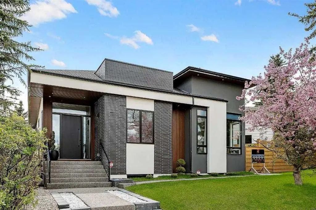 1027 39 Avenue Nw, Calgary