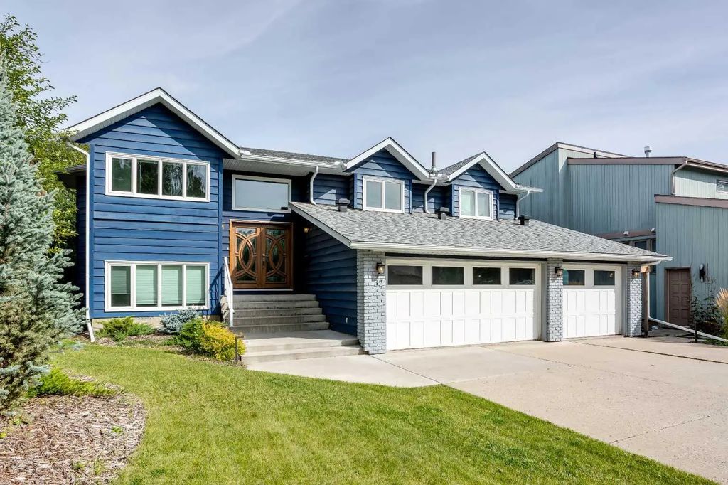 32 Bow Village Crescent Nw, Calgary
