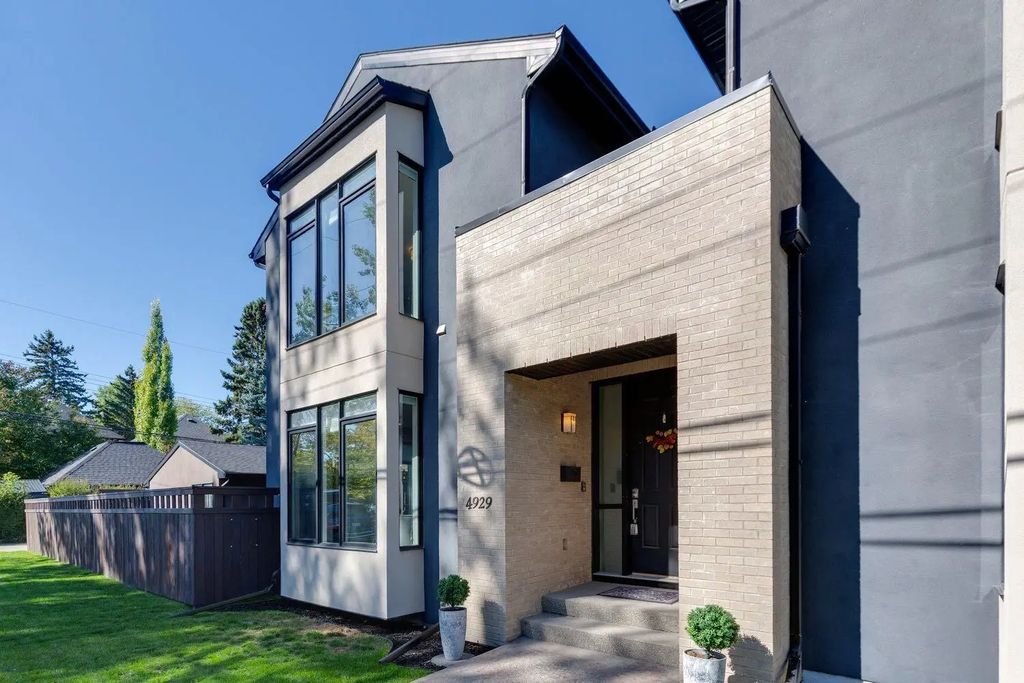 4929 21 Street Sw, Calgary