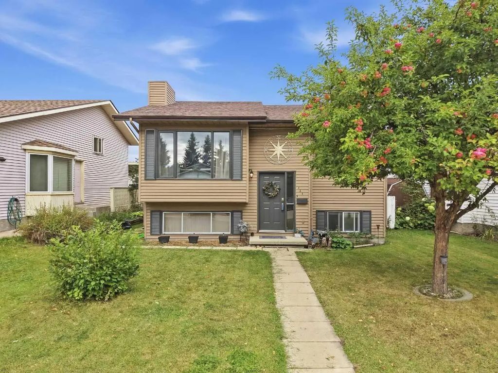 121 Rutledge Crescent , Red Deer