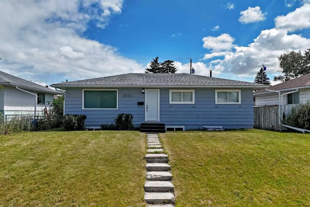 2016 46 Street Se, Calgary