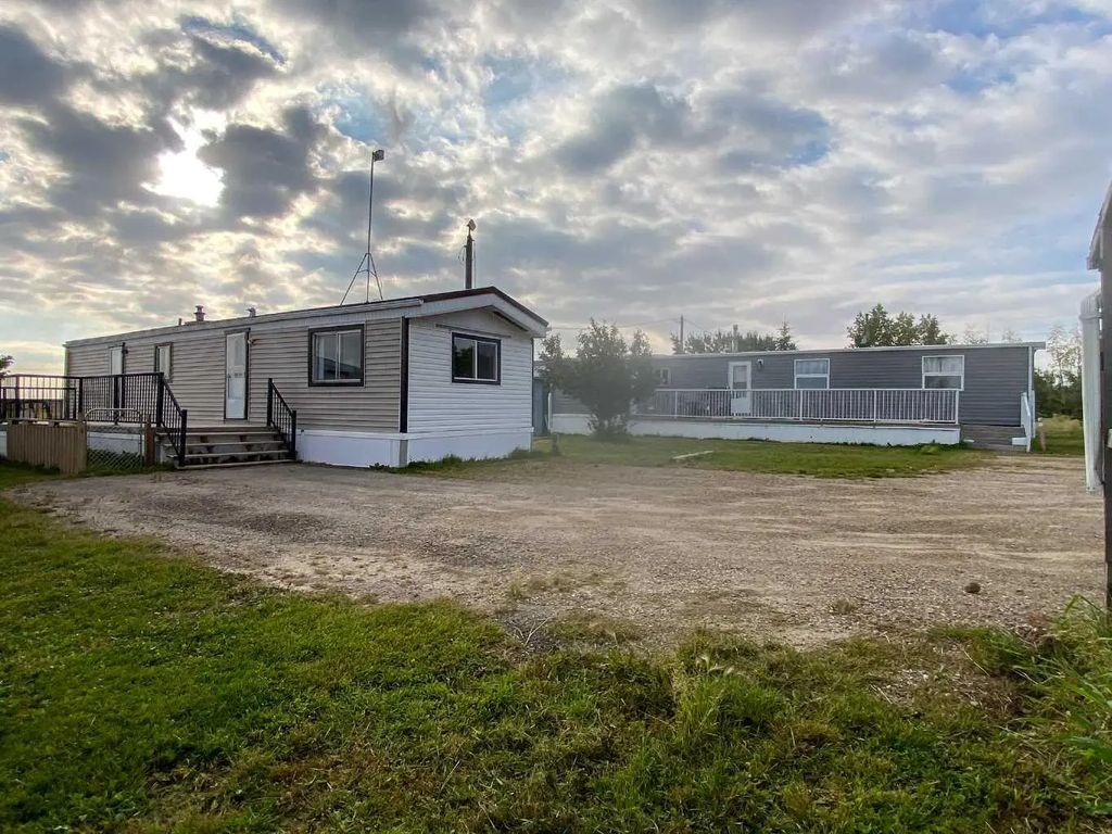 3203 50 Avenue , Olds