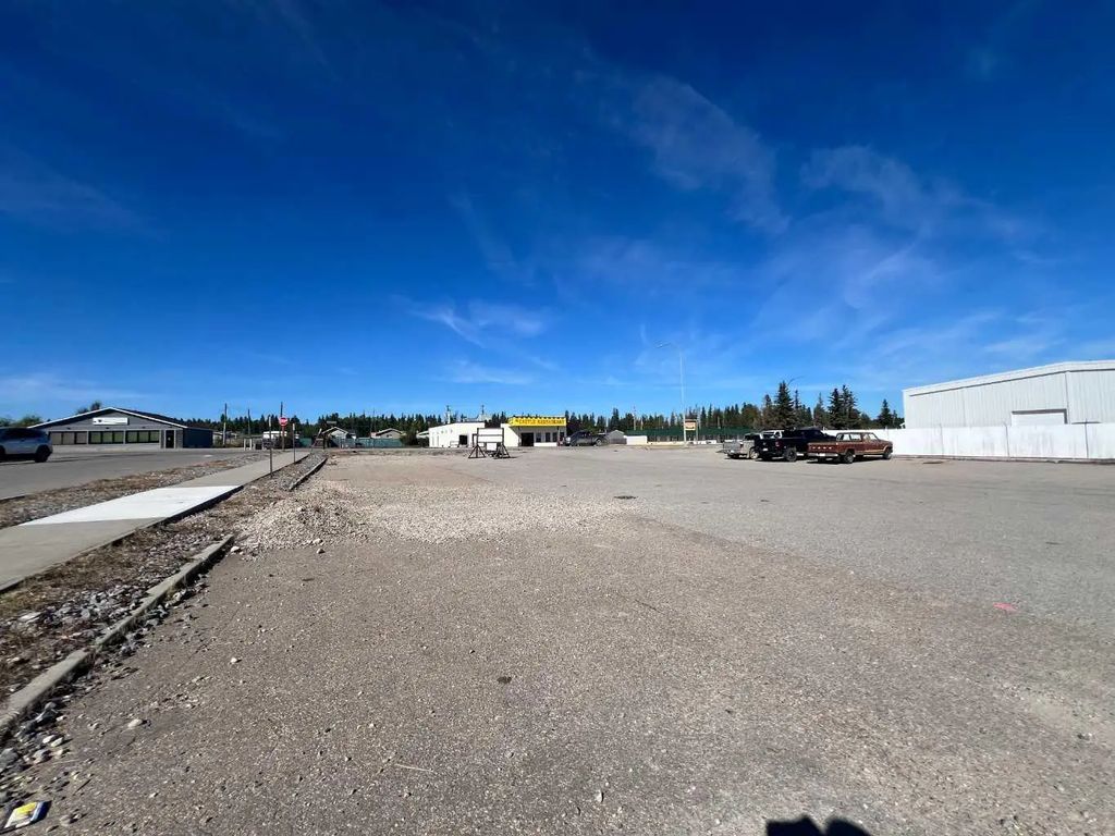 5625 4th Avenue  , Edson