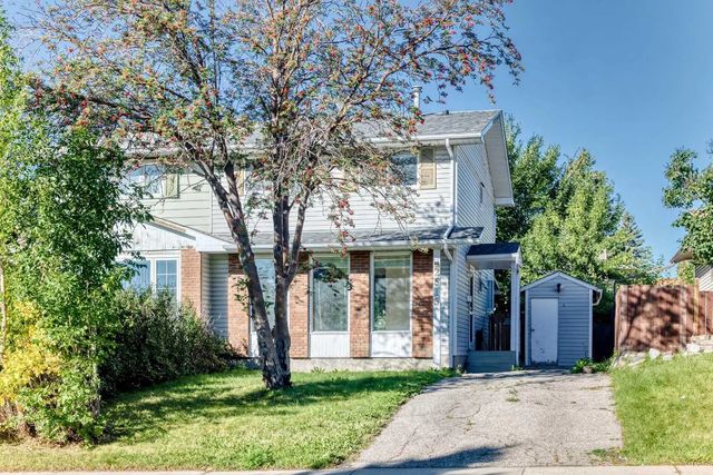 2515 62 Street Ne, Calgary