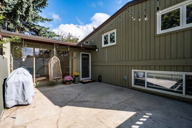 608 4500 39 Street Nw, Calgary