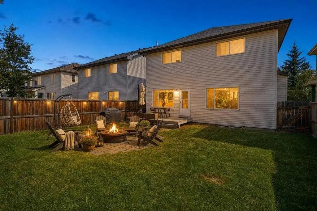 646 Chaparral Drive Se, Calgary