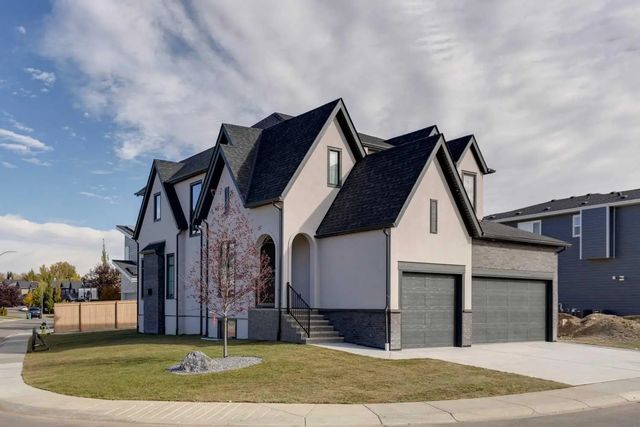 2 Rock Lake View Nw, Calgary