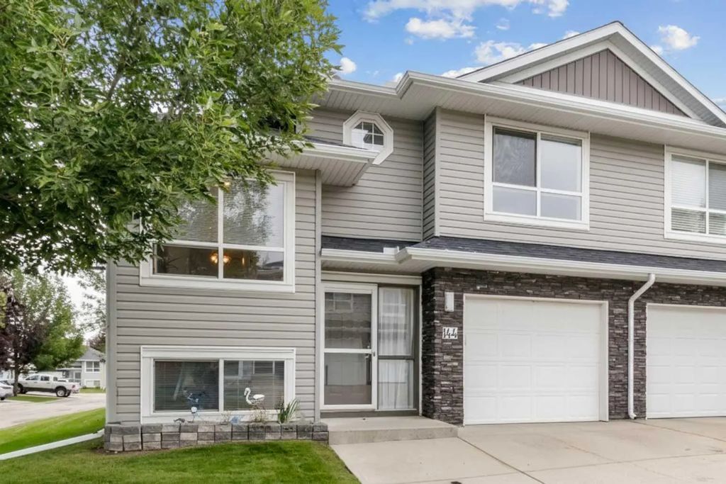 144 55 Fairways Drive Nw, Airdrie