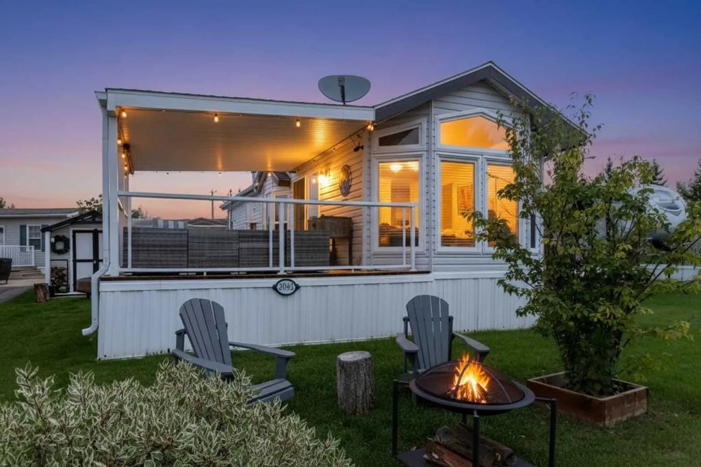 2042 25054 South Pine Lake Road  , Rural Red Deer County