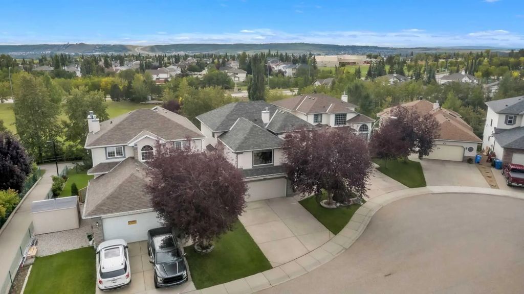 7 Tuscarora Point Nw, Calgary
