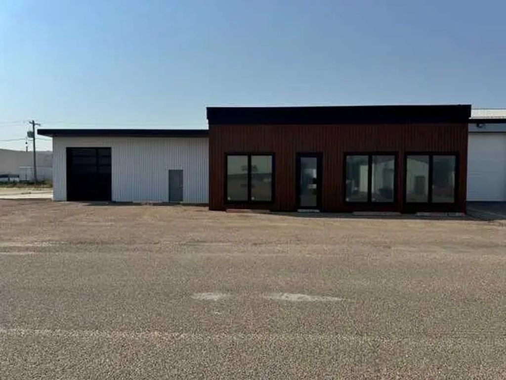 841 14 Street Sw, Medicine Hat