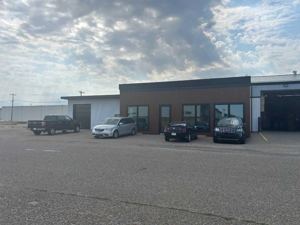 841 14 Street Sw, Medicine Hat
