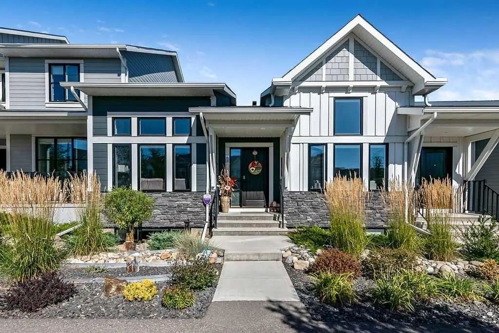 64 D'arcy Boulevard , Okotoks