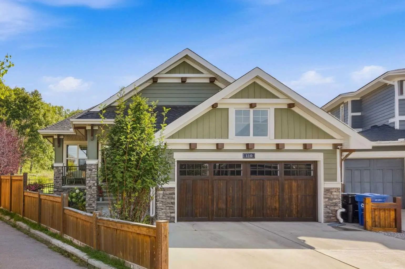 110 Cranbrook Hill Se Calgary Alberta T3M 2K8 Cranston Details