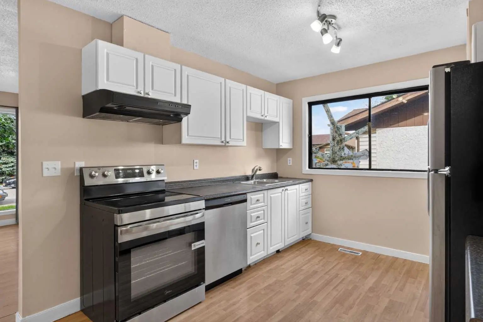 112 Abalone Place Northeast, Calgary – Residential Semi Detached (Half Duplex) Listing Photo 10