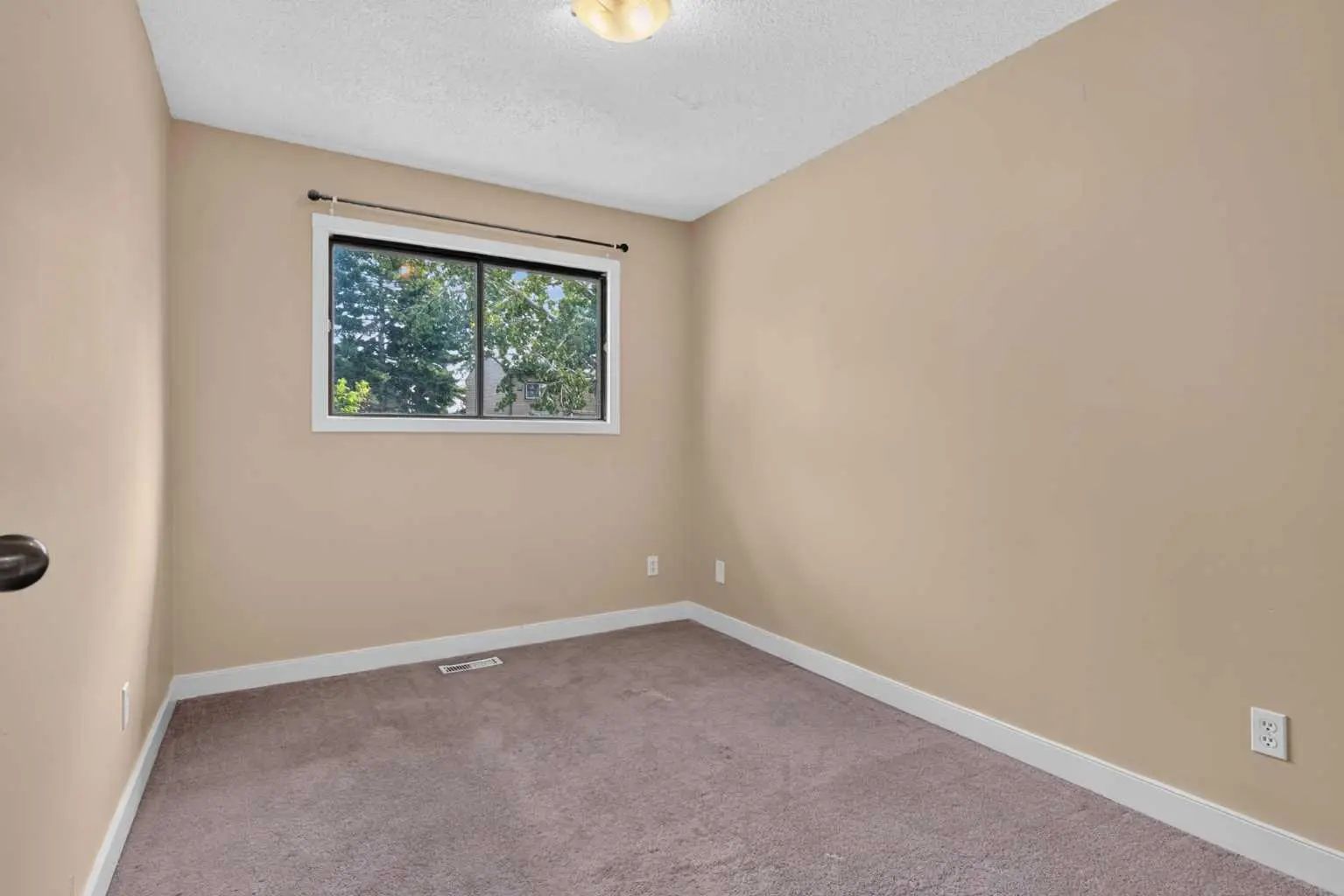 112 Abalone Place Northeast, Calgary – Residential Semi Detached (Half Duplex) Listing Photo 20