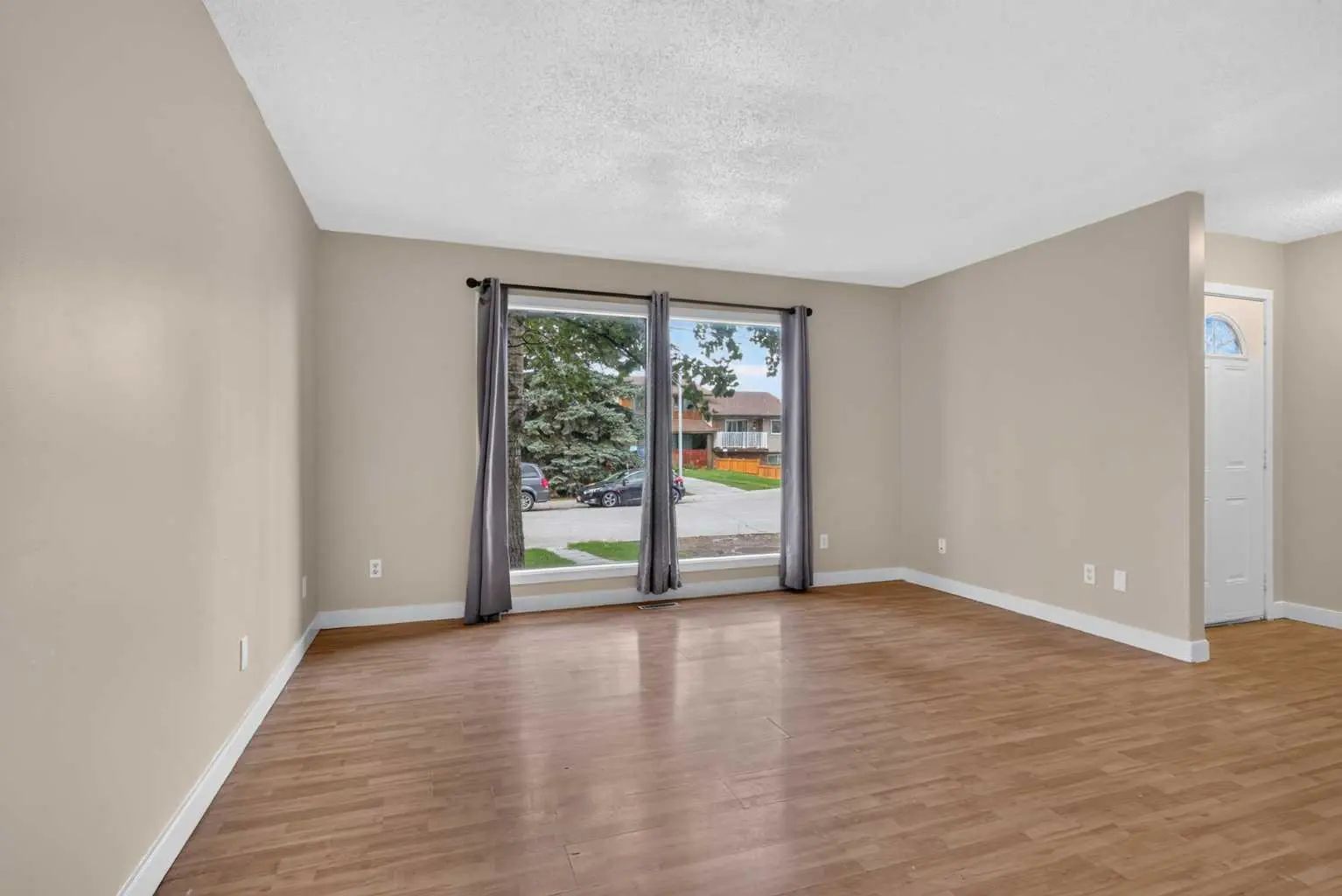 112 Abalone Place Northeast, Calgary – Residential Semi Detached (Half Duplex) Listing Photo 6