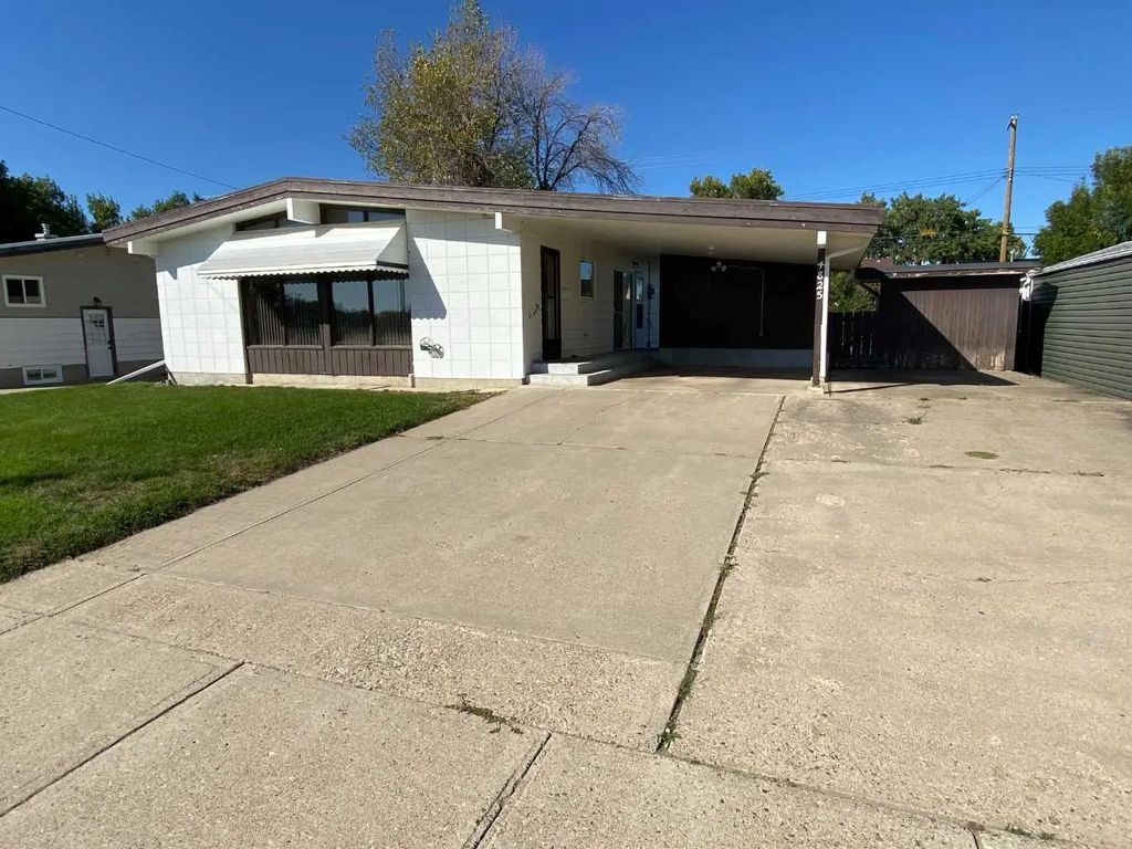 4825 56 Avenue N, Taber