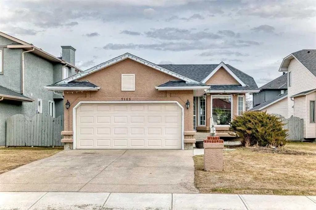 7165 California Boulevard Ne, Calgary