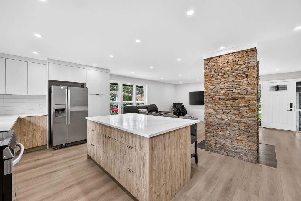 104 Silver Springs Green Nw, Calgary