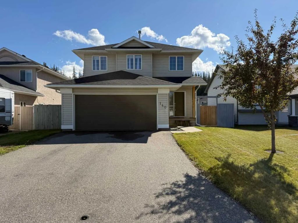 140 Mackay Crescent , Hinton
